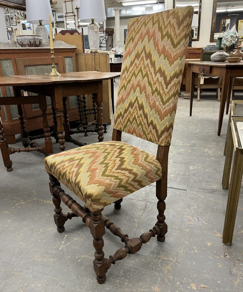 Set 6 Turned Leg Dining Chairs