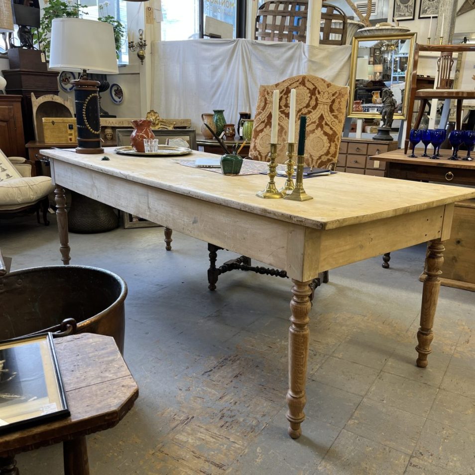 Jumbo Pine Desk
