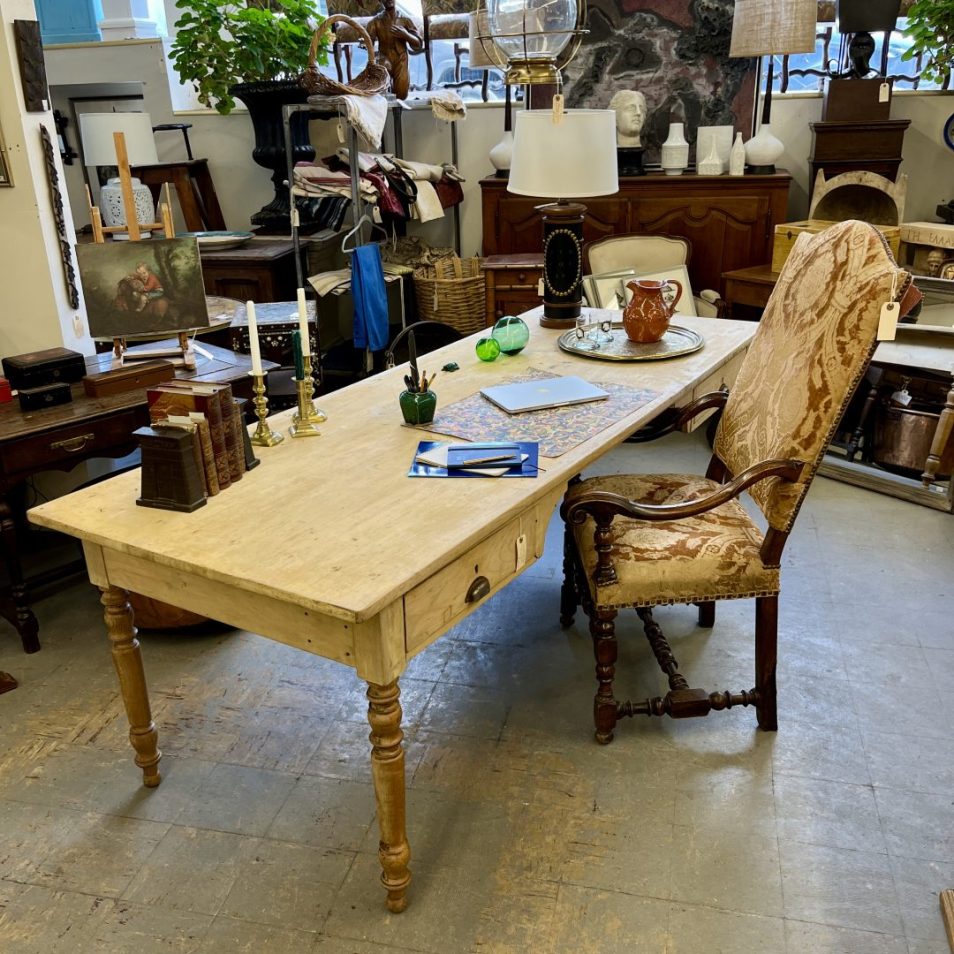 Jumbo Pine Desk