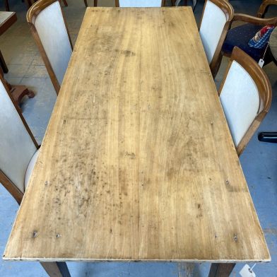 Farmhouse table