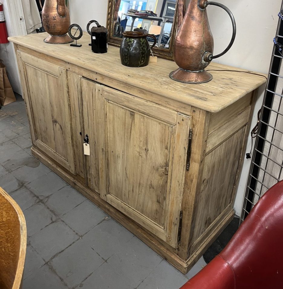 French Stripped Server