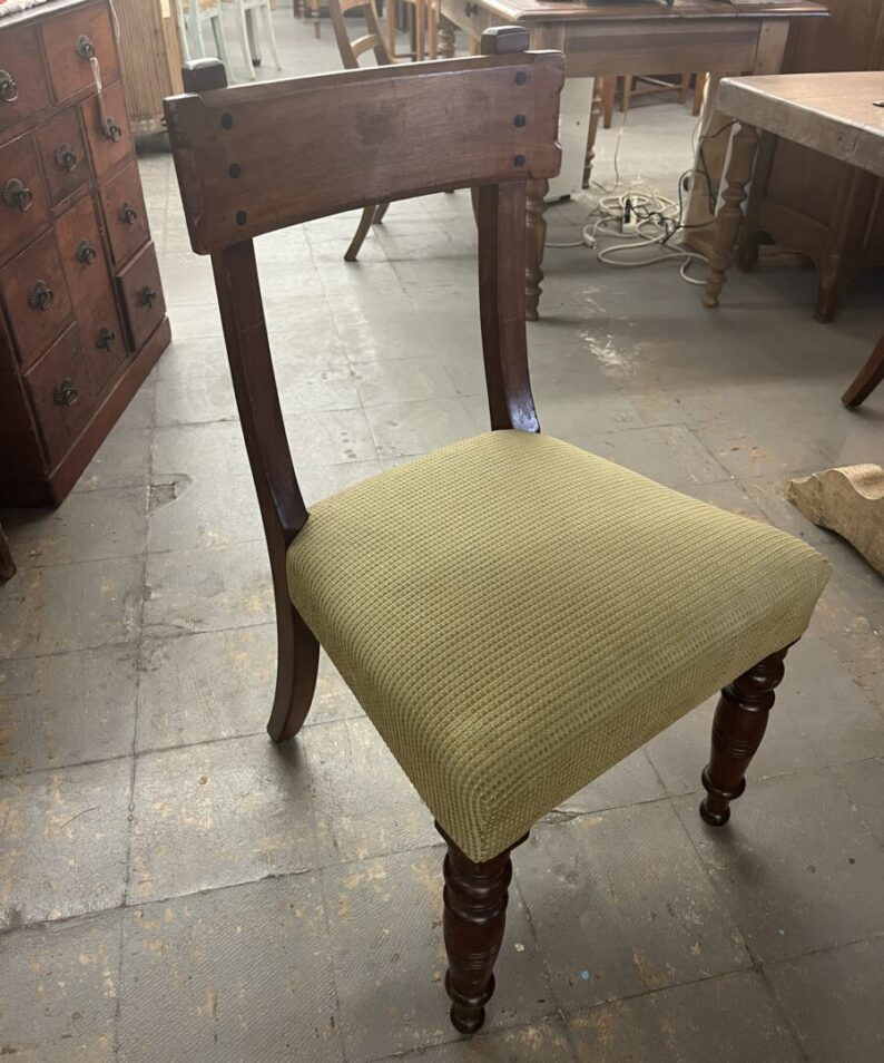 Set 6 Mahogany Chairs