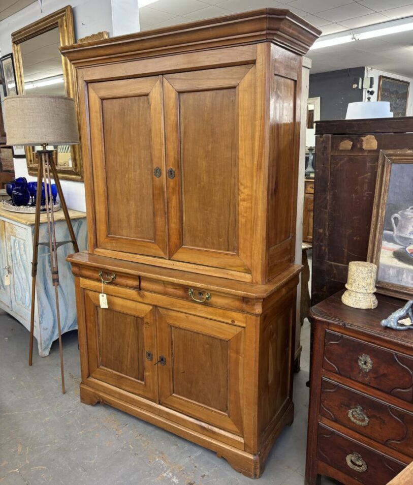 Cherry 2-part Cupboard