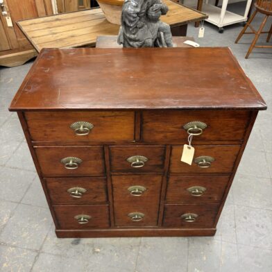 American 10-drawer Chest
