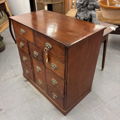 American 10-drawer Chest
