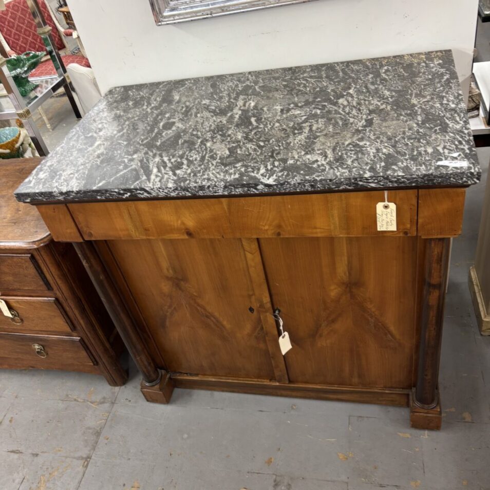 Empire Marble Top Server